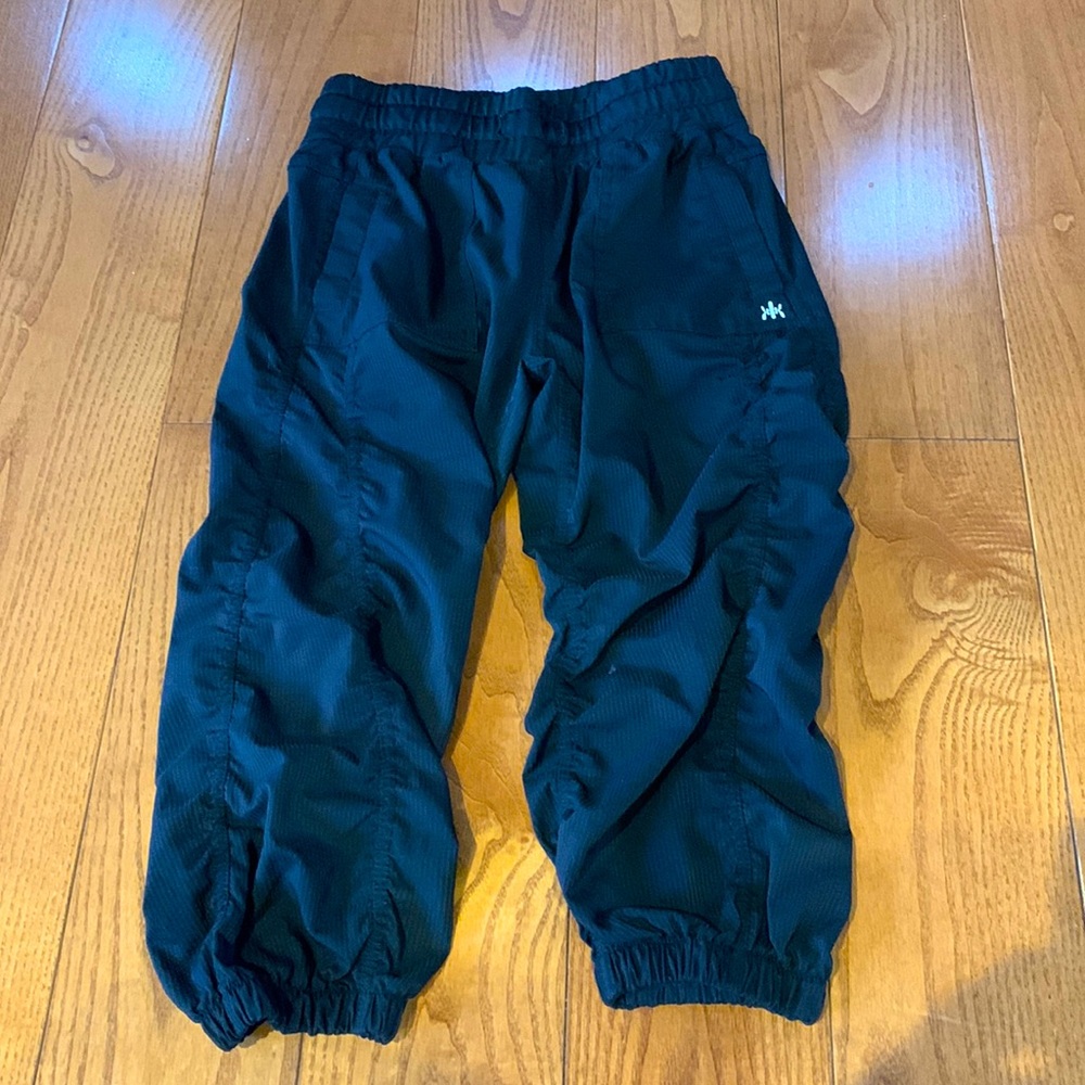 💛2/$20 Kyodon girls capris size Large 14